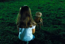 Die Noobs – Klein aber gemein Aliens in the Attic Tv Fernsehen tele 5 Streamen online Mediathek Video on Demand DVD kaufen