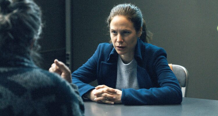 Ein mächtiger Gegner Ravages Tv Fernsehen arte Streamen online Mediathek Video on Demand DVD kaufen