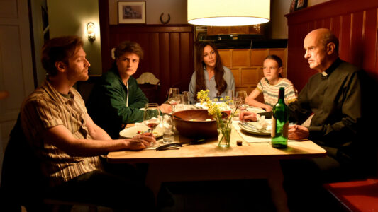 Frühling - Am Ende einer Lüge Tv Fernsehen ZDF Streamen online Mediathek Video on Demand DVD kaufen