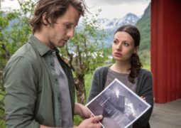 Liebe am Fjord – Unterm Eis Tv Fernsehen Das Erste ARD 3sat Streamen online Mediathek Video on Demand DVD kaufen