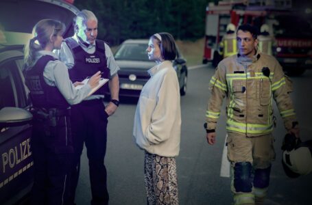 Die Notärztin Teamwork Tv Fernsehen Das Erste ARD Streamen online Mediathek Video on Demand DVD kaufen