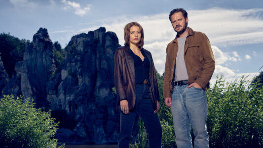 Im Grunde Mord - Blutsbande TV Fernsehen ZDF Streamen online Mediathek Video on Demand DVD kaufen