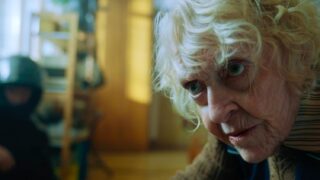 Sew Torn – Fäden des Verbrechens