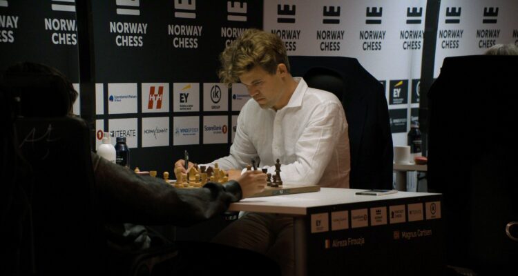 Untold Chess Mates Netflix Streamen online Video on Demand