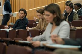 Off Campus Amazon Prime Video Streamen online Video on Demand