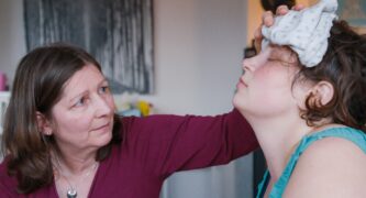 Wise Women – Fünf Hebammen, fünf Kulturen