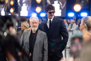 Regisseur Ridley Scott und Hauptdarsteller Jacob Elordi bei der Weltpremiere von "Das Ende der Sterne" (Photo by StillMoving.Net for The Walt Disney Company Limited)