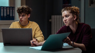 Juliet Der Kreis der Frauen Tv Fernsehen ZDF Streamen online Mediathek Video on Demand DVD kaufen