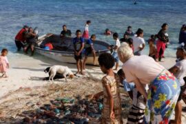 Heart of Light – Eleven Songs for Fiji