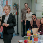 Nine to Five - Das Amt Tv Fernsehen ZDFneo Streamen online Mediathek Video on Demand DVD kaufen