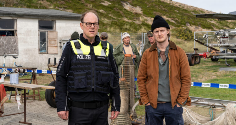 Nord Nord Mord - Sievers und der Gesang der Wale TV Fernsehen ZDF Streamen online Mediathek Video on Demand DVD kaufen