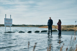 Under Salt Marsh Tod in den Salzwiesen Tv Fernsehen ZDF Streamen online Mediathek Video on Demand DVD kaufen